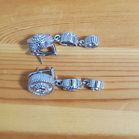 Vintage Signed Judith Ripka 925 Sterling Silver Cubic Zirconia Drop Earrings - Picture 6 of 8